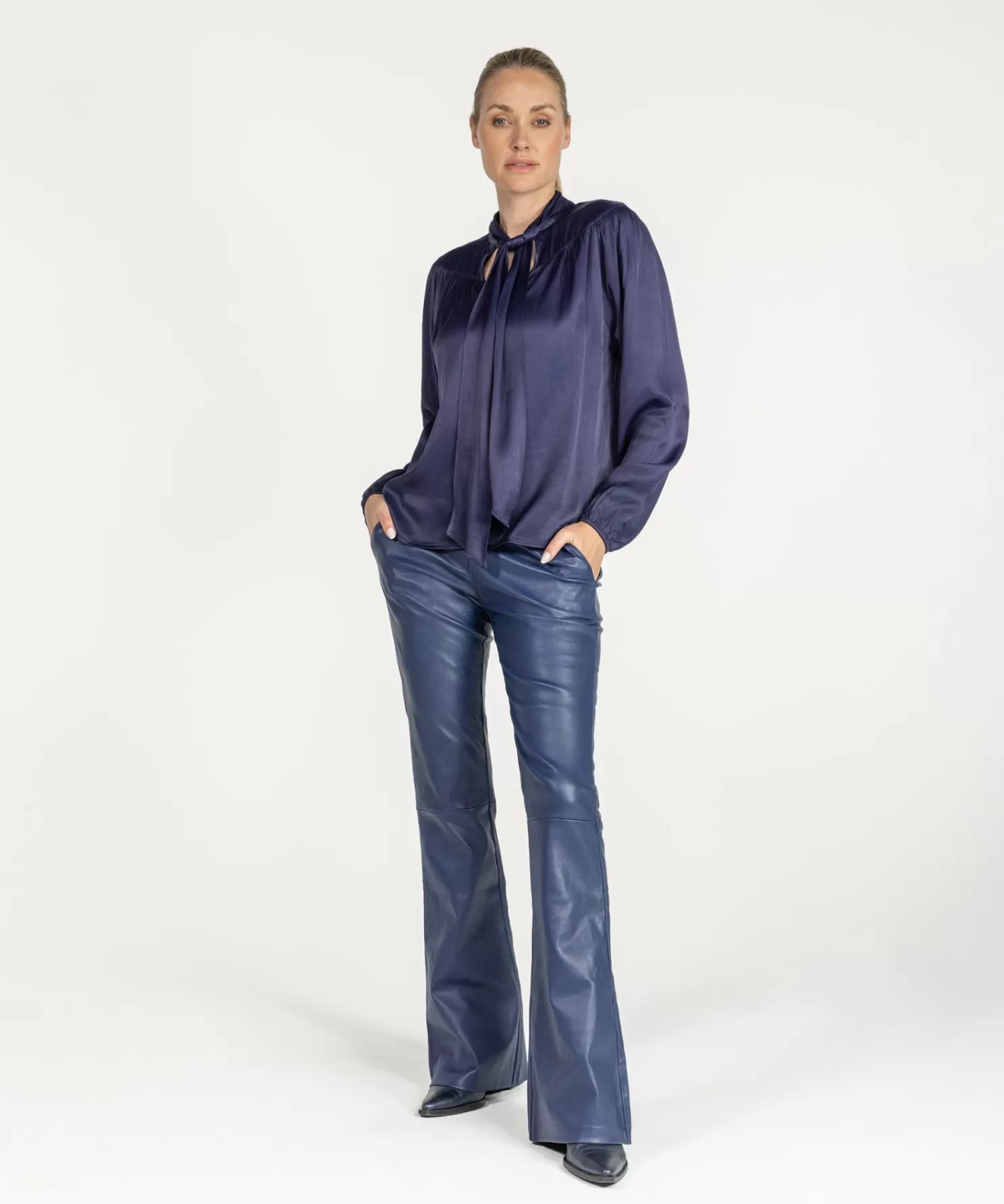 IBANA Non Leather-Tivi Marine Blue